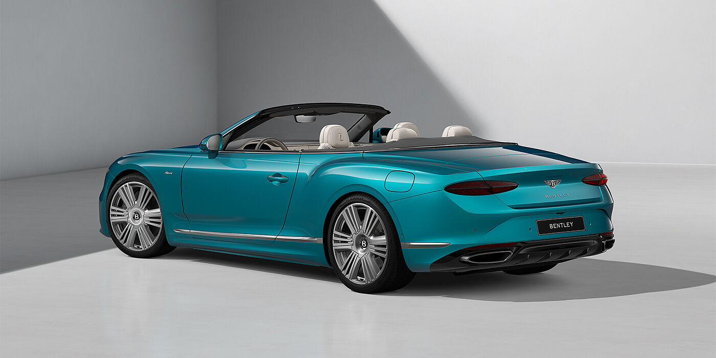 Bach Premium Cars GmbH Bentley Continental GTC Azure convertible steering wheel in Linen and Gravity Grey hides