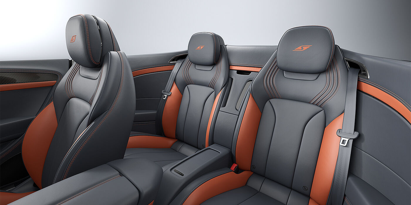 Bach Premium Cars GmbH Bentley Continental GTC S Cabrio, Innenraum hinten in Newmarket Tan und Beluga Black Leder