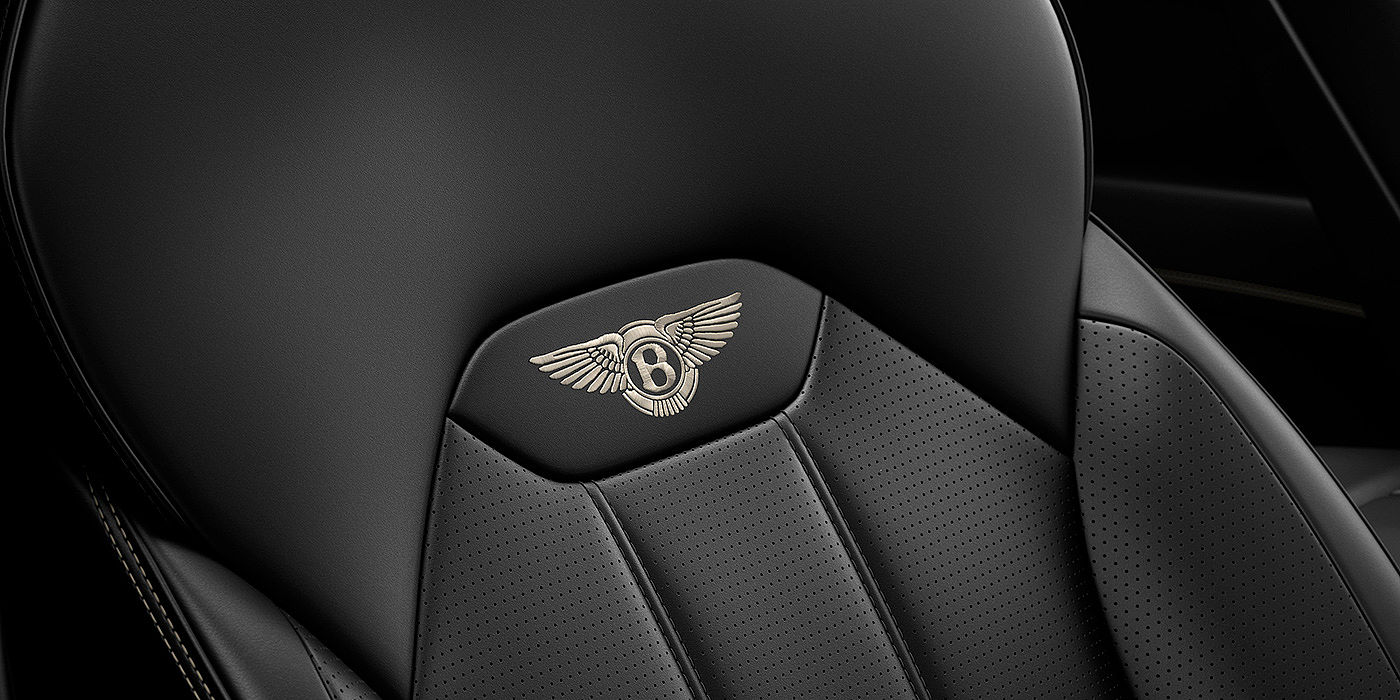 Bach Premium Cars GmbH Bentley Bentayga seat with detailed Linen coloured contrast stitching on Beluga black coloured hide.