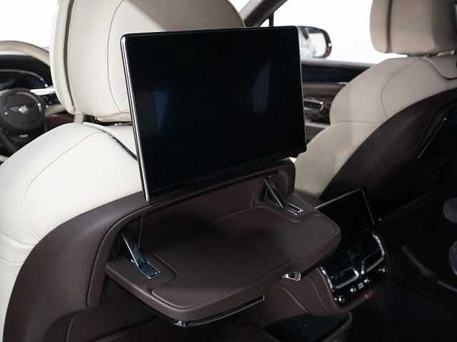 26:Bentley Bentayga EWB Mulliner V8, SUV, Cricketball, Bach Premium Cars GmbH