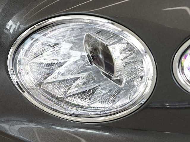 40:Bentley Bentayga Azure V8, SUV, Magnetic, Bach Premium Cars GmbH