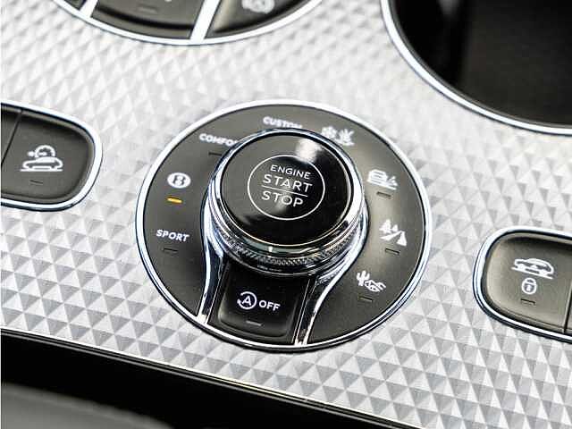 19:Bentley Bentayga EWB Mulliner V8, SUV, Black Velvet, Bach Premium Cars GmbH