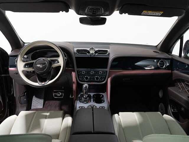 3:Bentley Bentayga EWB Mulliner V8, SUV, Cricketball, Bach Premium Cars GmbH