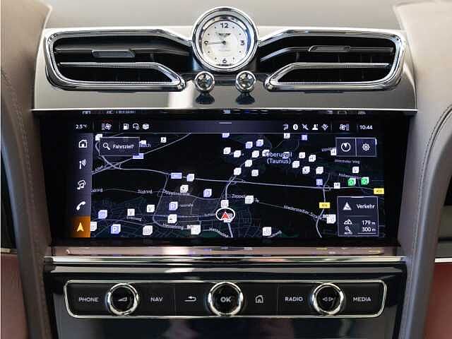 14:Bentley Bentayga EWB Mulliner V8, SUV, Cricketball, Bach Premium Cars GmbH