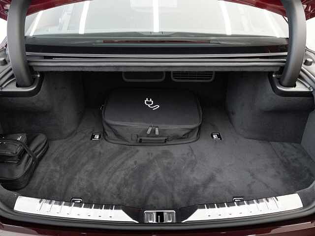 24:Bentley Flying Spur V8 Hybrid, Limousine, Burgundy, Bach Premium Cars GmbH