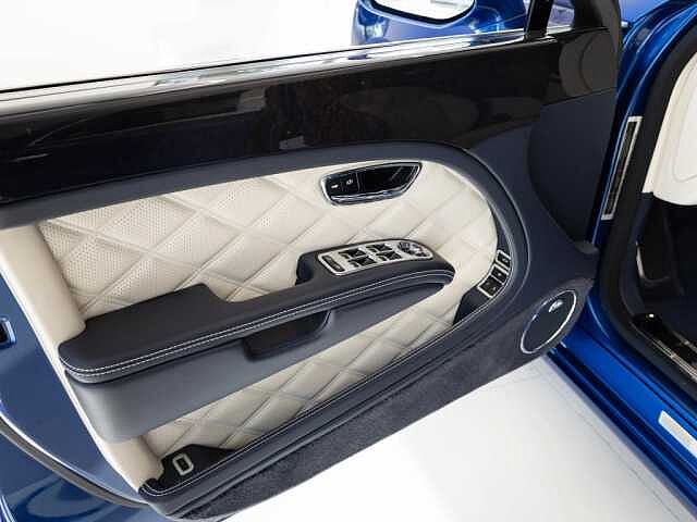 19:Bentley Mulsanne Speed V8, Limousine, Sequin Blue, Bach Premium Cars GmbH