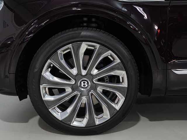 5:Bentley Bentayga EWB Mulliner V8, SUV, Black Velvet, Bach Premium Cars GmbH
