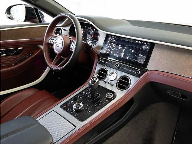 1:Bentley Continental GT Mulliner V8 Hybrid, Coupé, Cricketball Satin, Bach Premium Cars GmbH