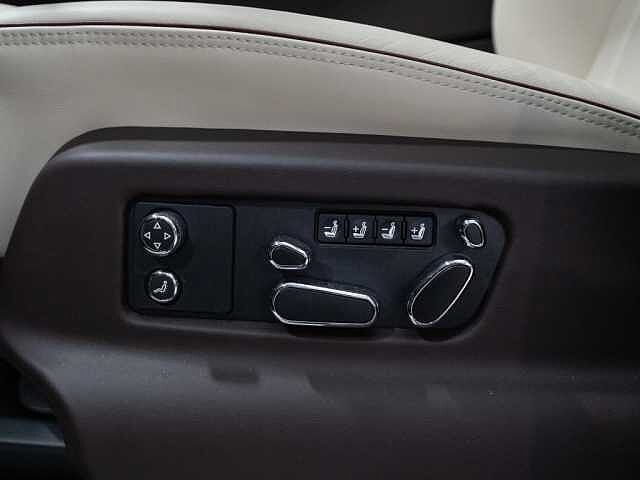 23:Bentley Bentayga EWB Mulliner V8, SUV, Cricketball, Bach Premium Cars GmbH