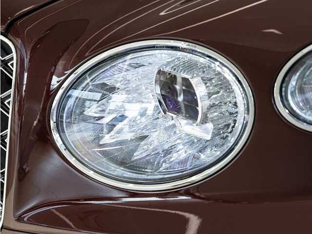 44:Bentley Bentayga EWB Mulliner V8, SUV, Cricketball, Bach Premium Cars GmbH