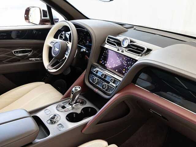 1:Bentley Bentayga EWB Mulliner V8, SUV, Cricketball, Bach Premium Cars GmbH