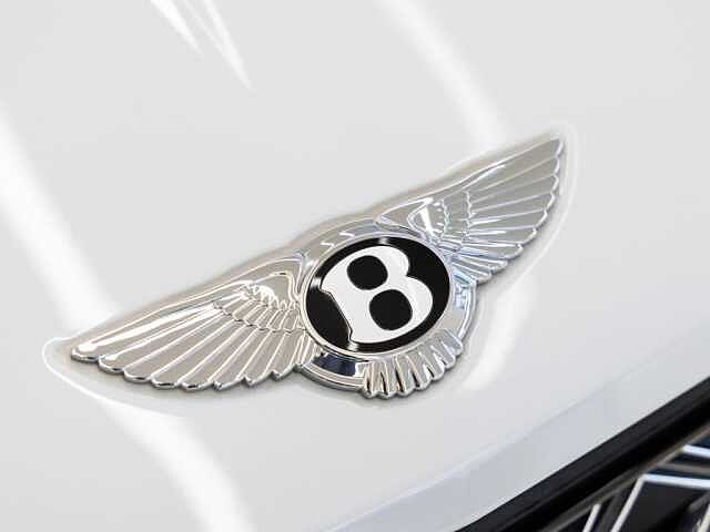 42:Bentley Bentayga EWB Mulliner V8, SUV, Ice over Black Crystal, Bach Premium Cars GmbH