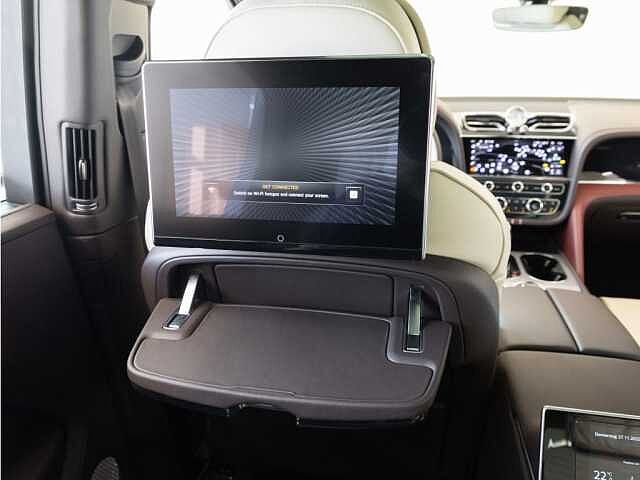 16:Bentley Bentayga EWB Mulliner V8, SUV, Cricketball, Bach Premium Cars GmbH