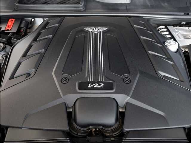 25:Bentley Bentayga EWB Mulliner V8, SUV, Black Velvet, Bach Premium Cars GmbH