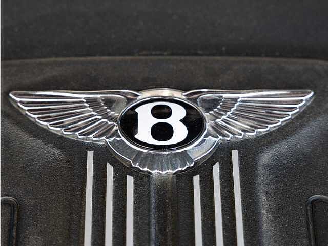 25:Bentley Bentayga EWB Mulliner V8, SUV, Cricketball, Bach Premium Cars GmbH