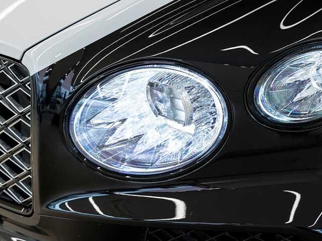 43:Bentley Bentayga EWB Mulliner V8, SUV, Ice over Black Crystal, Bach Premium Cars GmbH