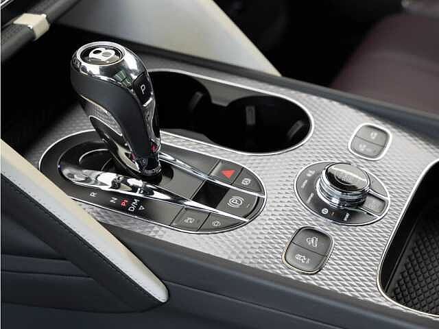 18:Bentley Bentayga EWB Mulliner V8, SUV, Black Velvet, Bach Premium Cars GmbH