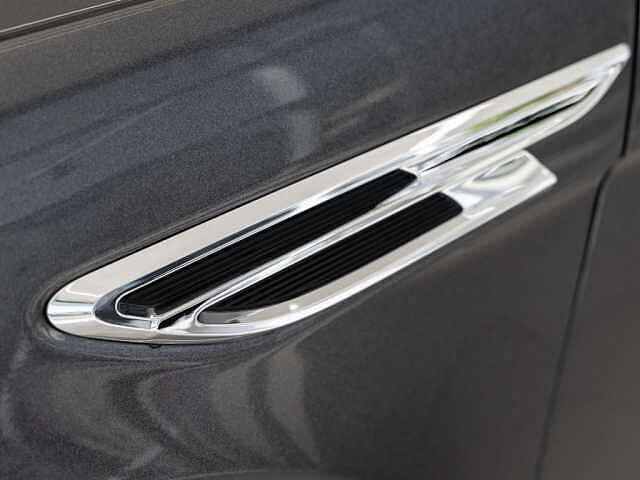 37:Bentley Bentayga Azure V8, SUV, Magnetic, Bach Premium Cars GmbH